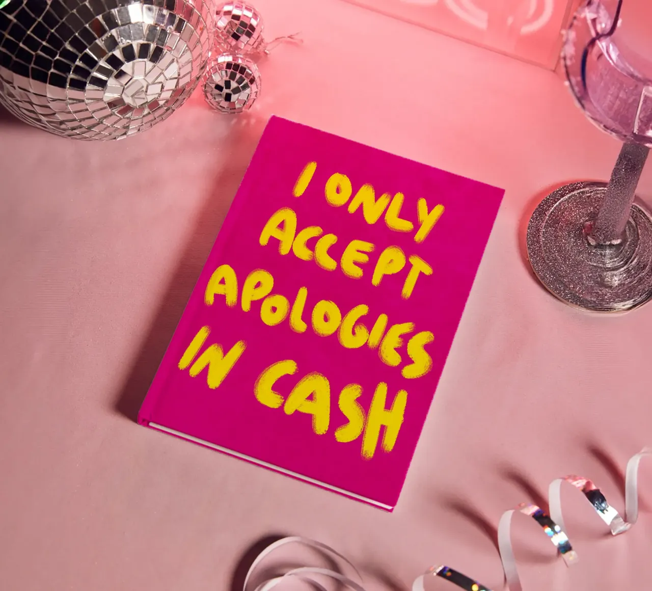 I only accept apologies in cash - Handlettering diario da Illustration Raissa Oltmanns