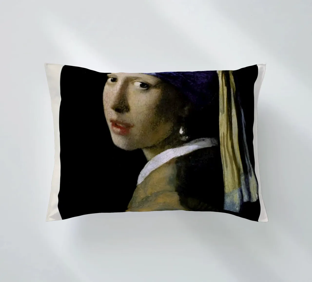 Jan Vermeer van Delft - Girl with a Pearl Earring cuscino da ARTOTHEK