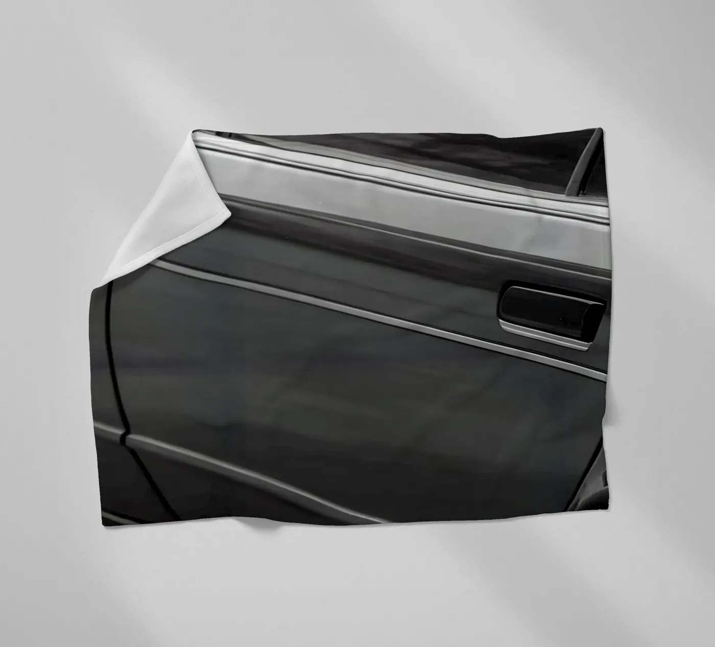 Monochrome Oldtimer Fleecedecke von CAR EDITION