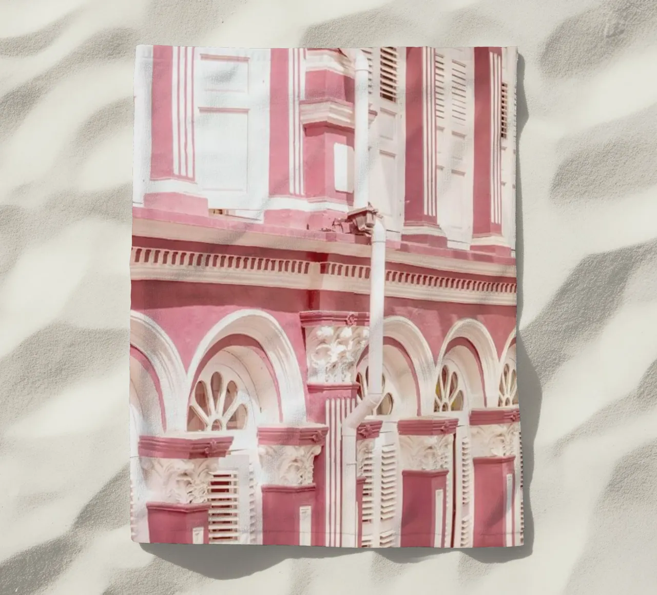 Pink Facade telo mare da METROPOLIS