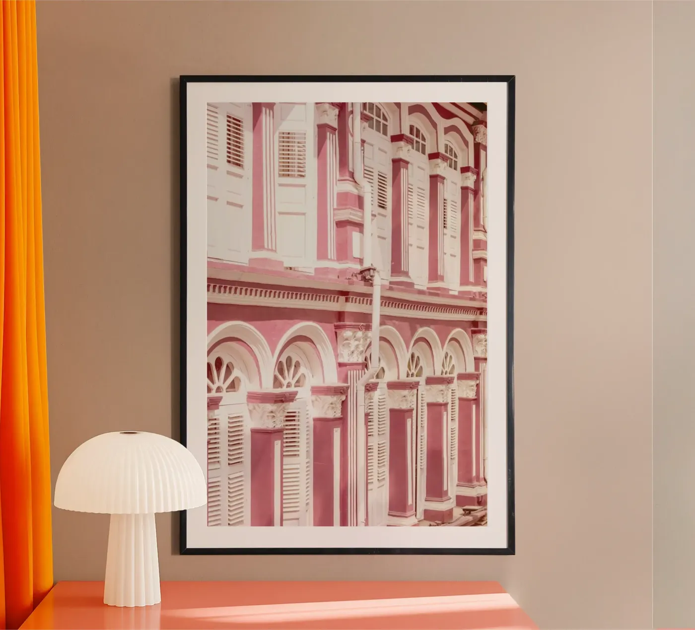 Pink Facade poster van METROPOLIS