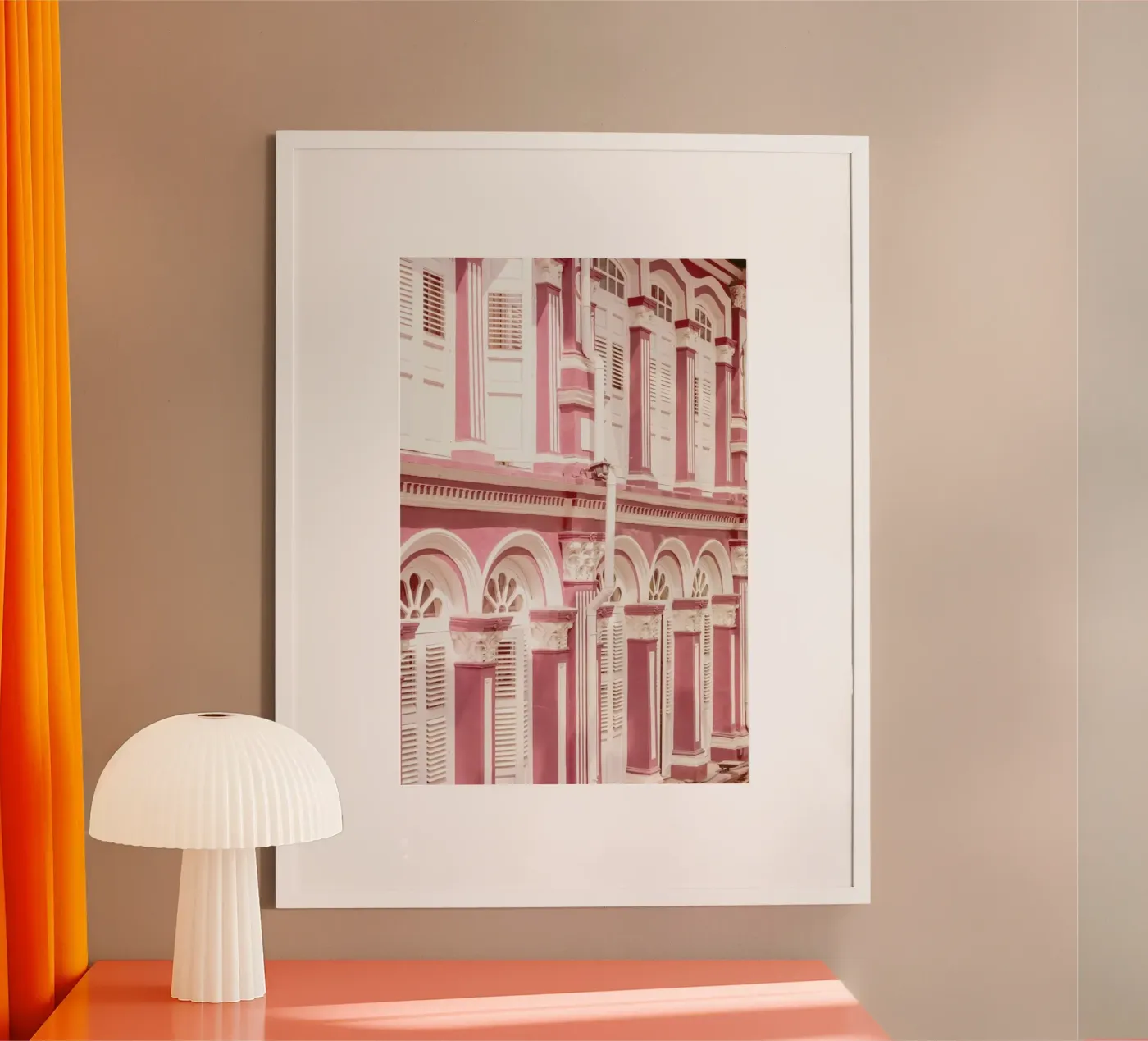 Pink Facade poster van METROPOLIS