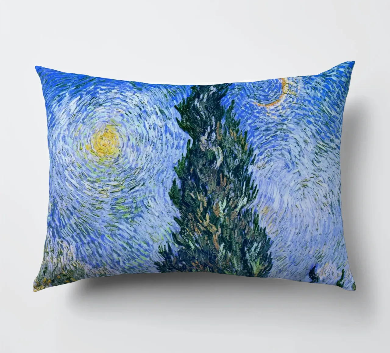 Strada con cipresso e stella di Vincent van Gogh (1890) cuscino da Van Gogh Prints