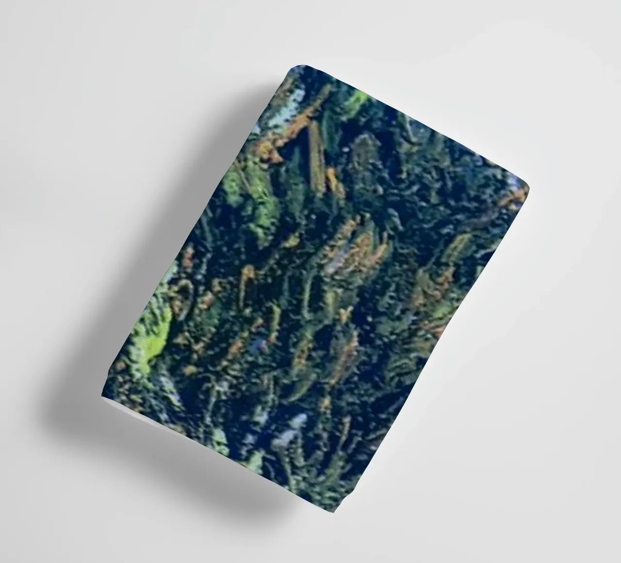 Strada con cipresso e stella di Vincent van Gogh (1890) asciugamano da bagno da Van Gogh Prints