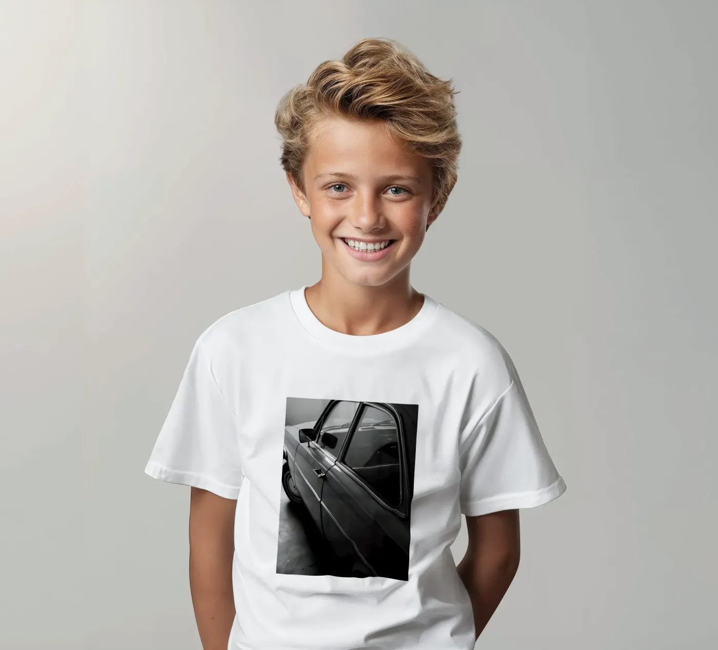 Monochromer Oldtimer Kinder T-Shirt von CAR EDITION