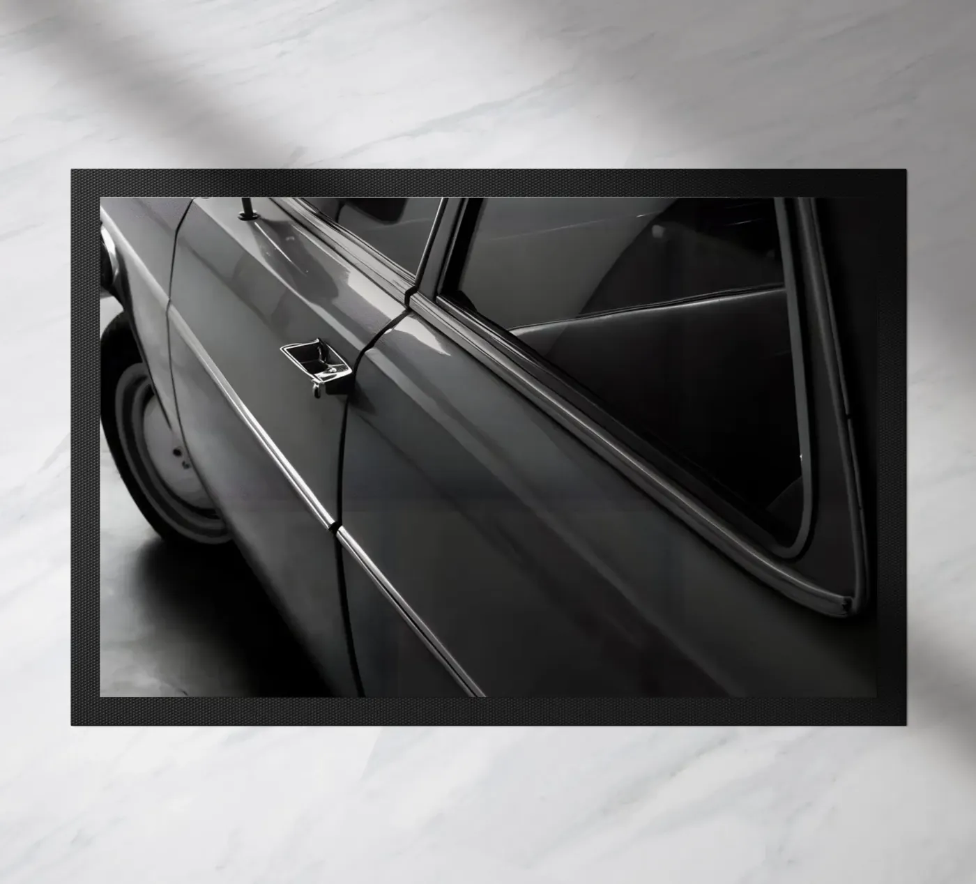 Auto d'epoca monocromatica zerbino da CAR EDITION
