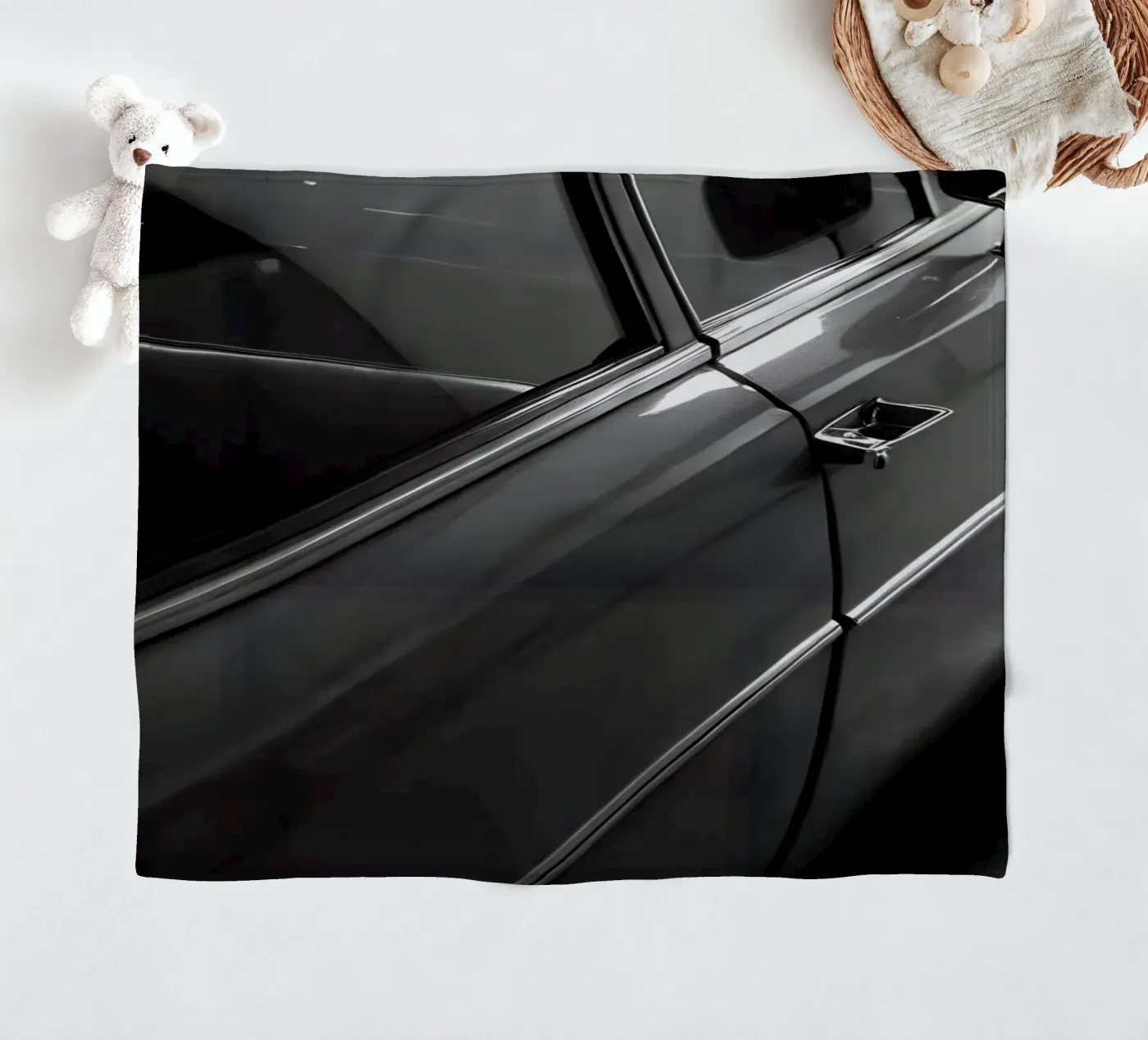 Monochrome Classic Car Fleecedecke von CAR EDITION