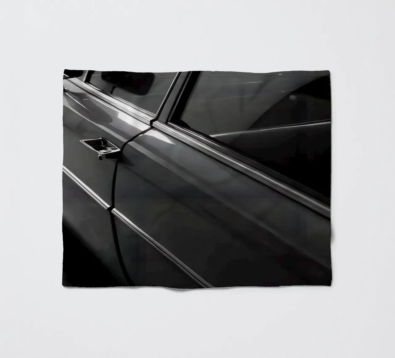 Monochromer Oldtimer Fleecedecke von CAR EDITION