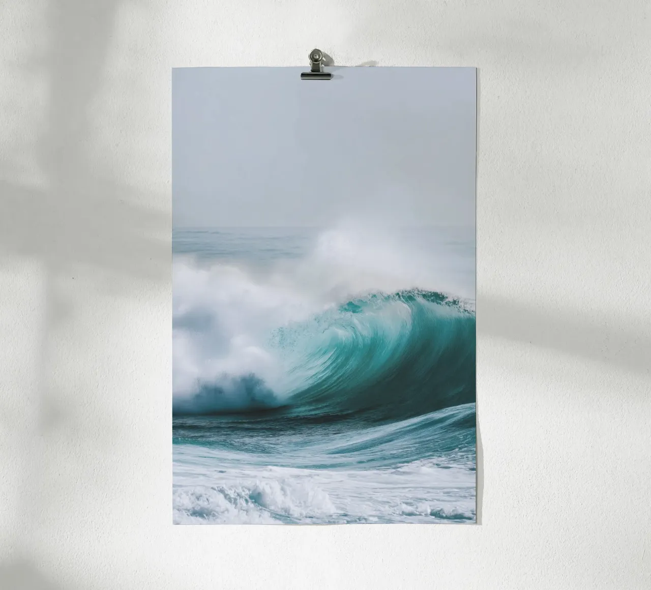 Olas del océano poster de Indigo Tides Art