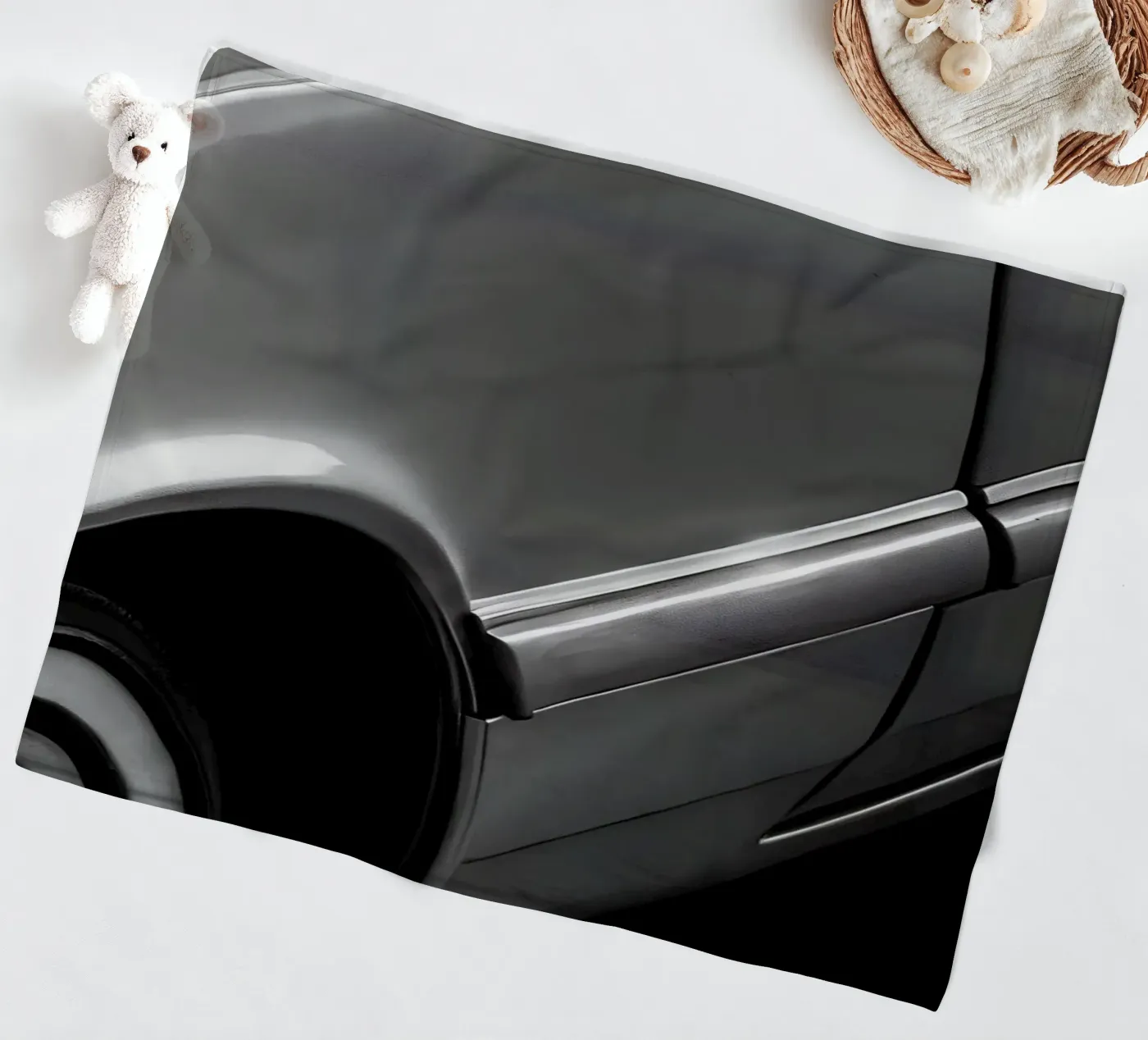 Monochrome Oldtimer Fleecedecke von CAR EDITION