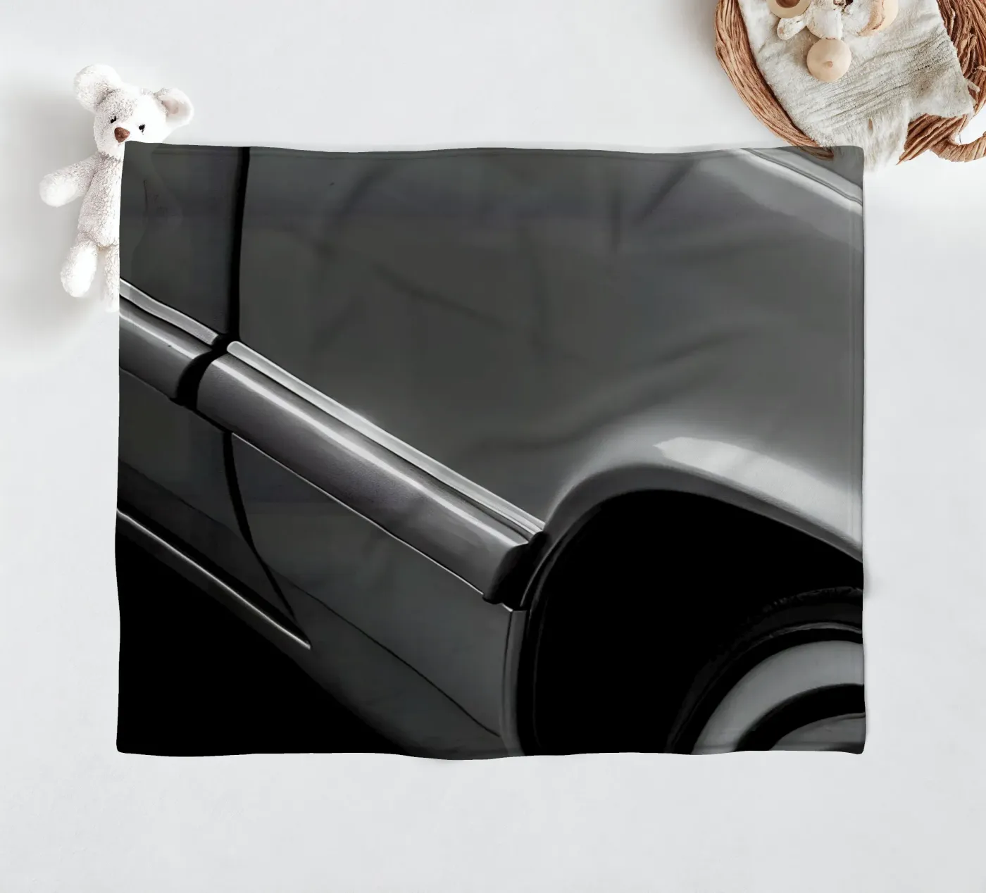 Monochrome Oldtimer Fleecedecke von CAR EDITION