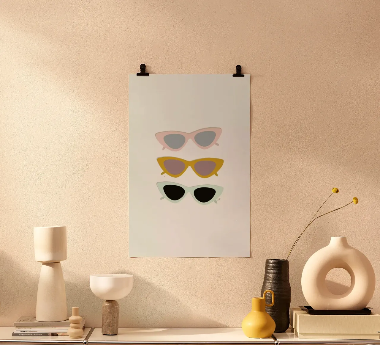 Cat Eye Sunglasses poster con telaio in plastica da Linda Gobeta
