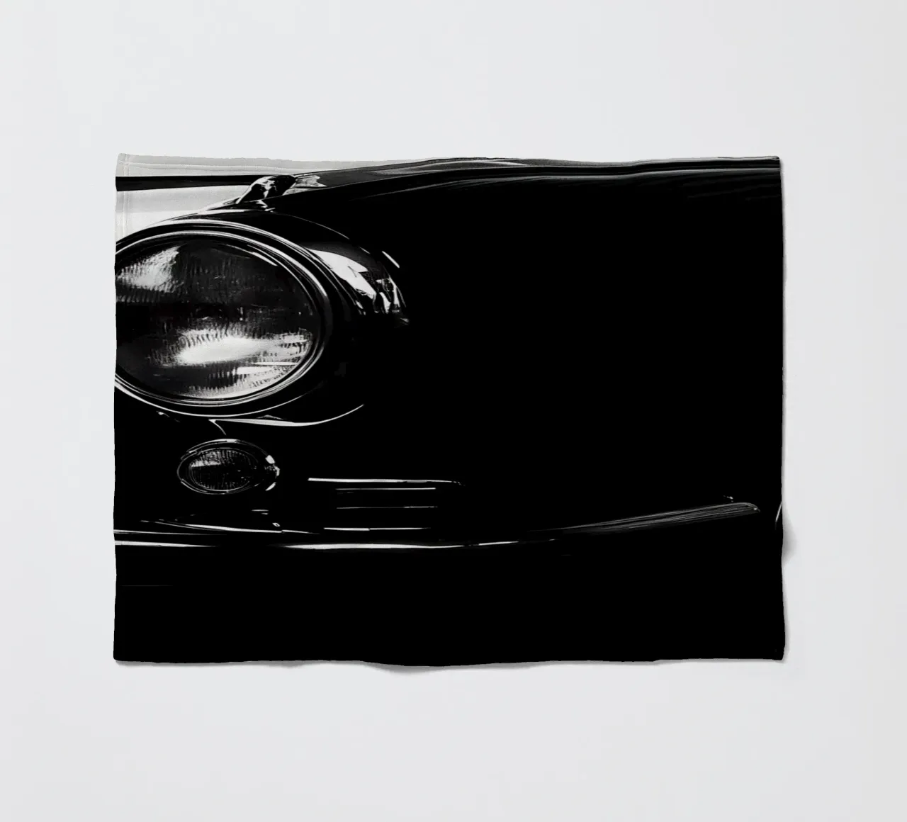 Monochrome Oldtimer Fleecedecke von CAR EDITION