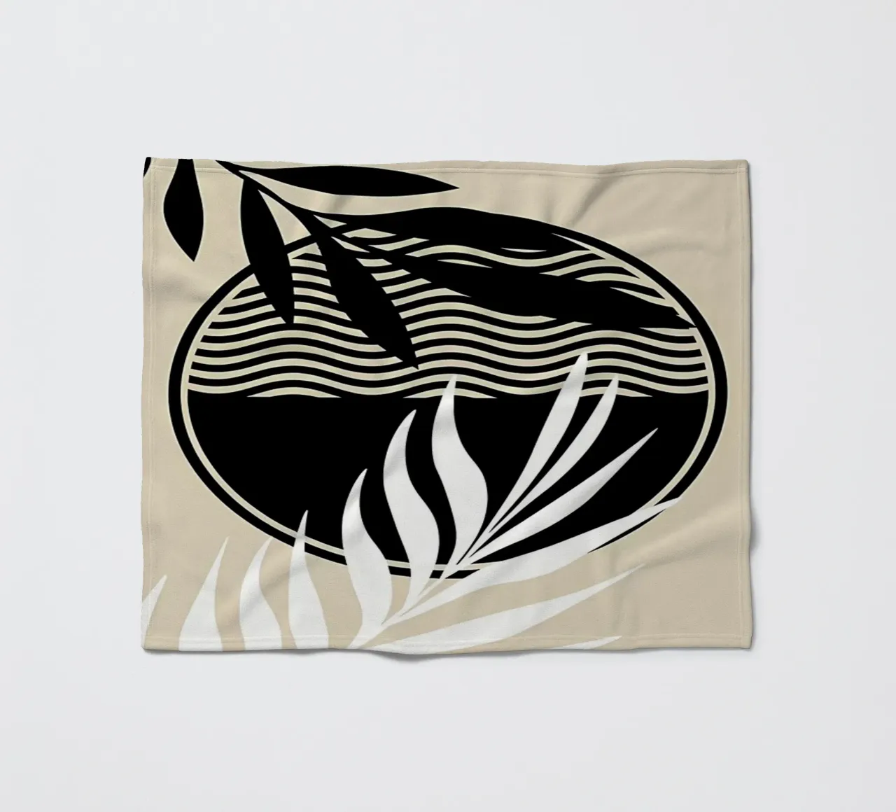 Stampa tropicale in bianco e nero coperta in pile da James M Coyle