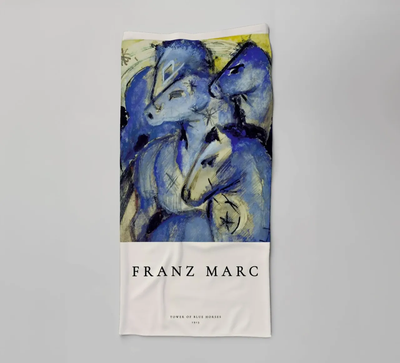 Franz Marc - Tower of Blue Horses asciugamano da bagno da ARTOTHEK