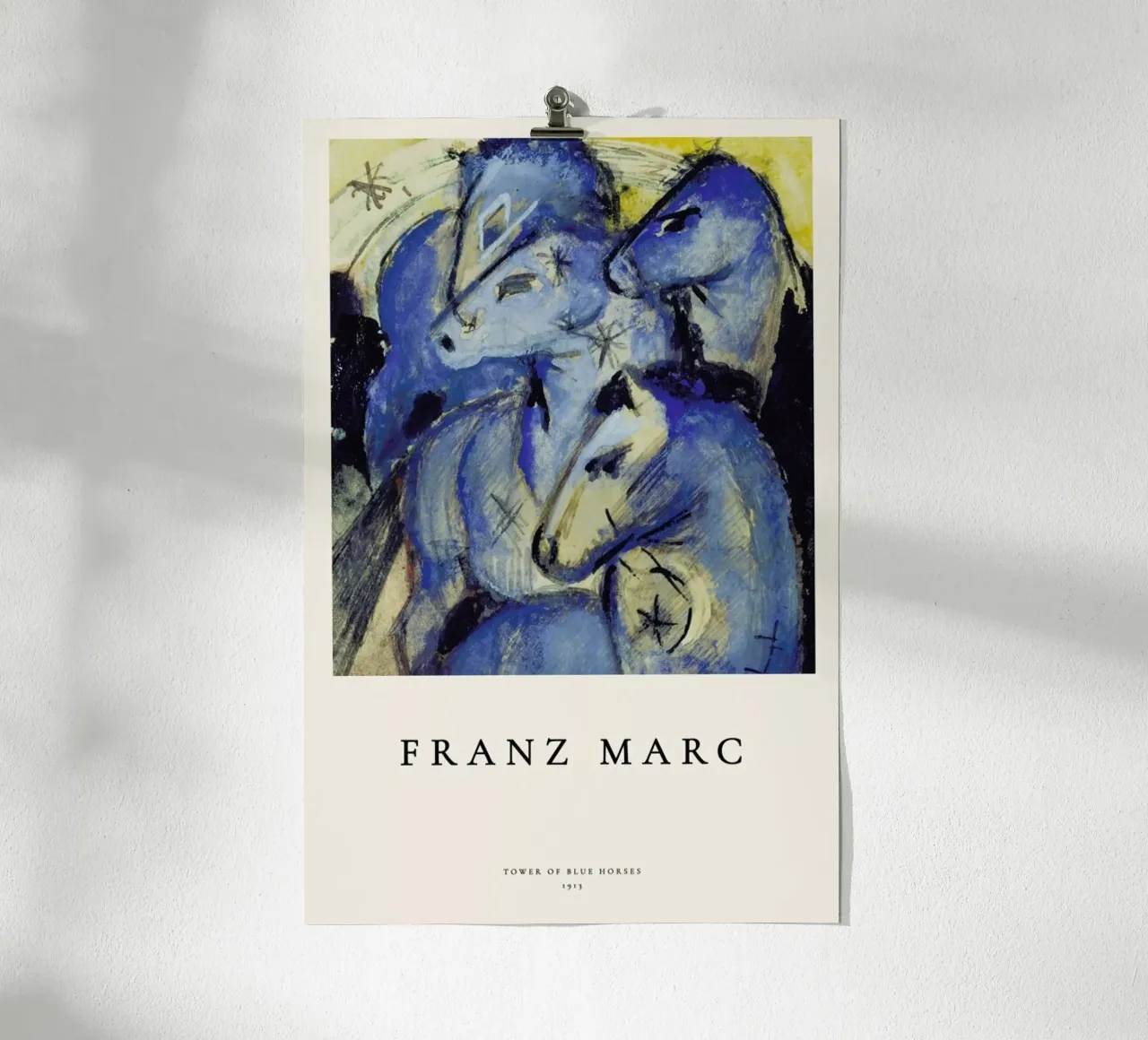 Franz Marc - Tower of Blue Horses poster con telaio in legno da ARTOTHEK