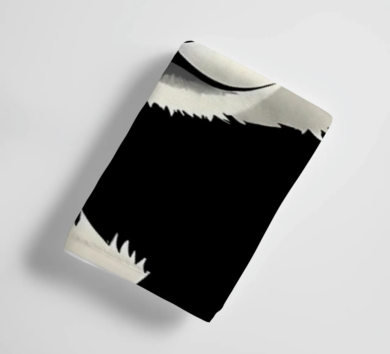 Illustrazione vintage di un panda carino asciugamano da bagno da James M Coyle