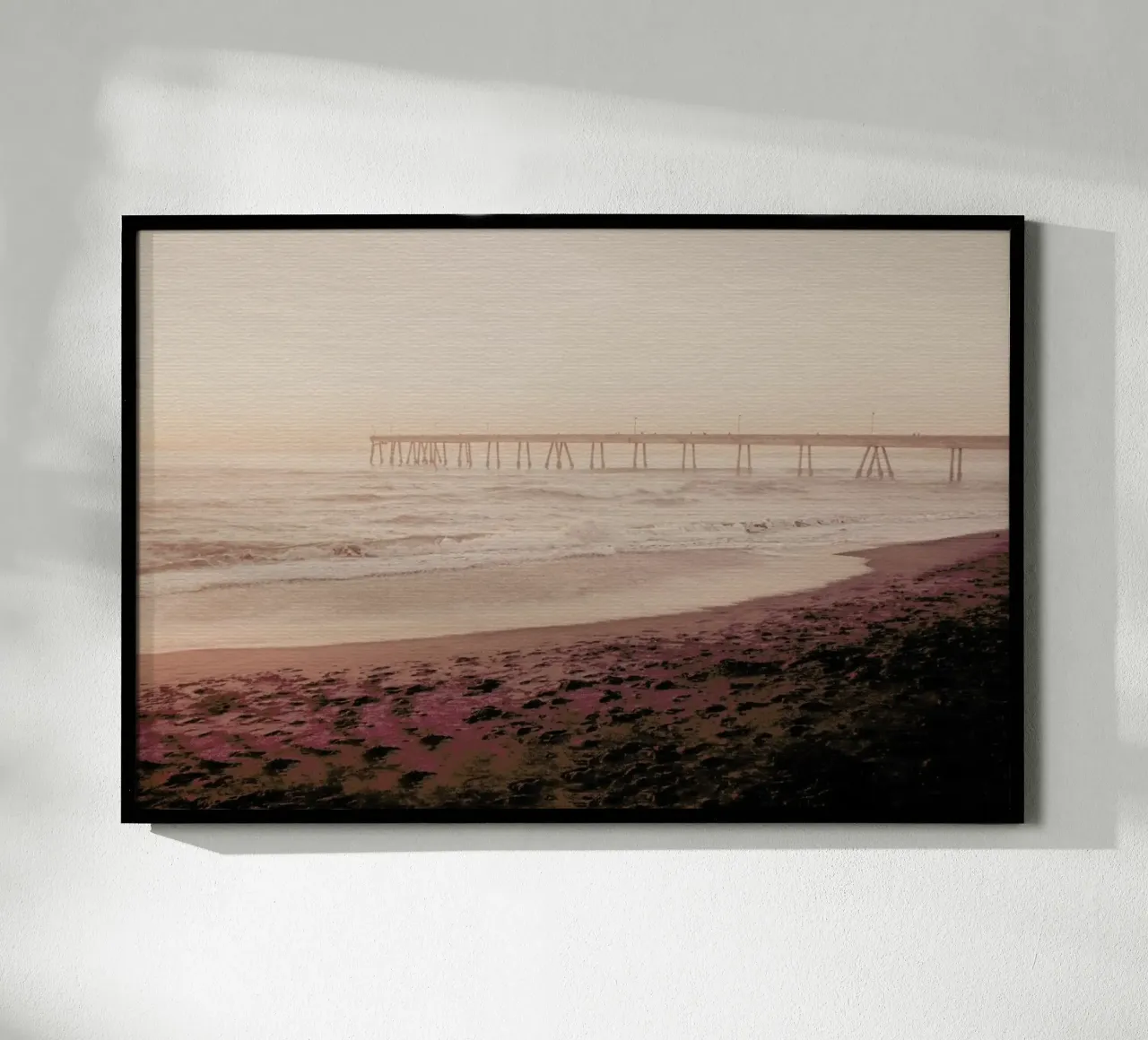California Halfmoon Bay poster con telaio in plastica da Monika Strigel