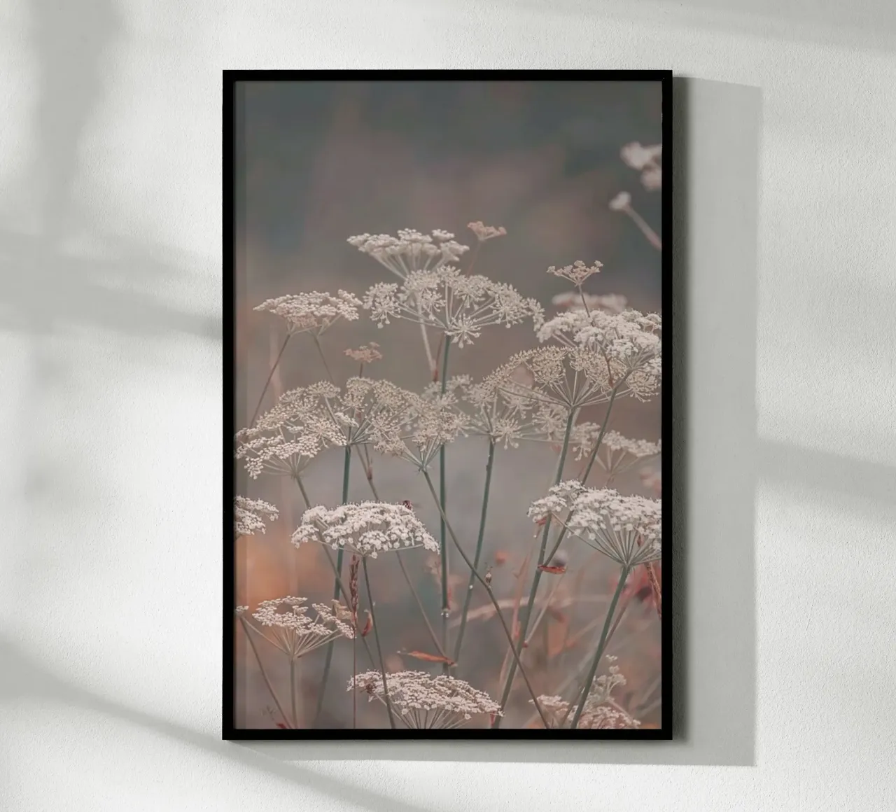 Mystic Garden Peach poster con telaio in plastica da Monika Strigel