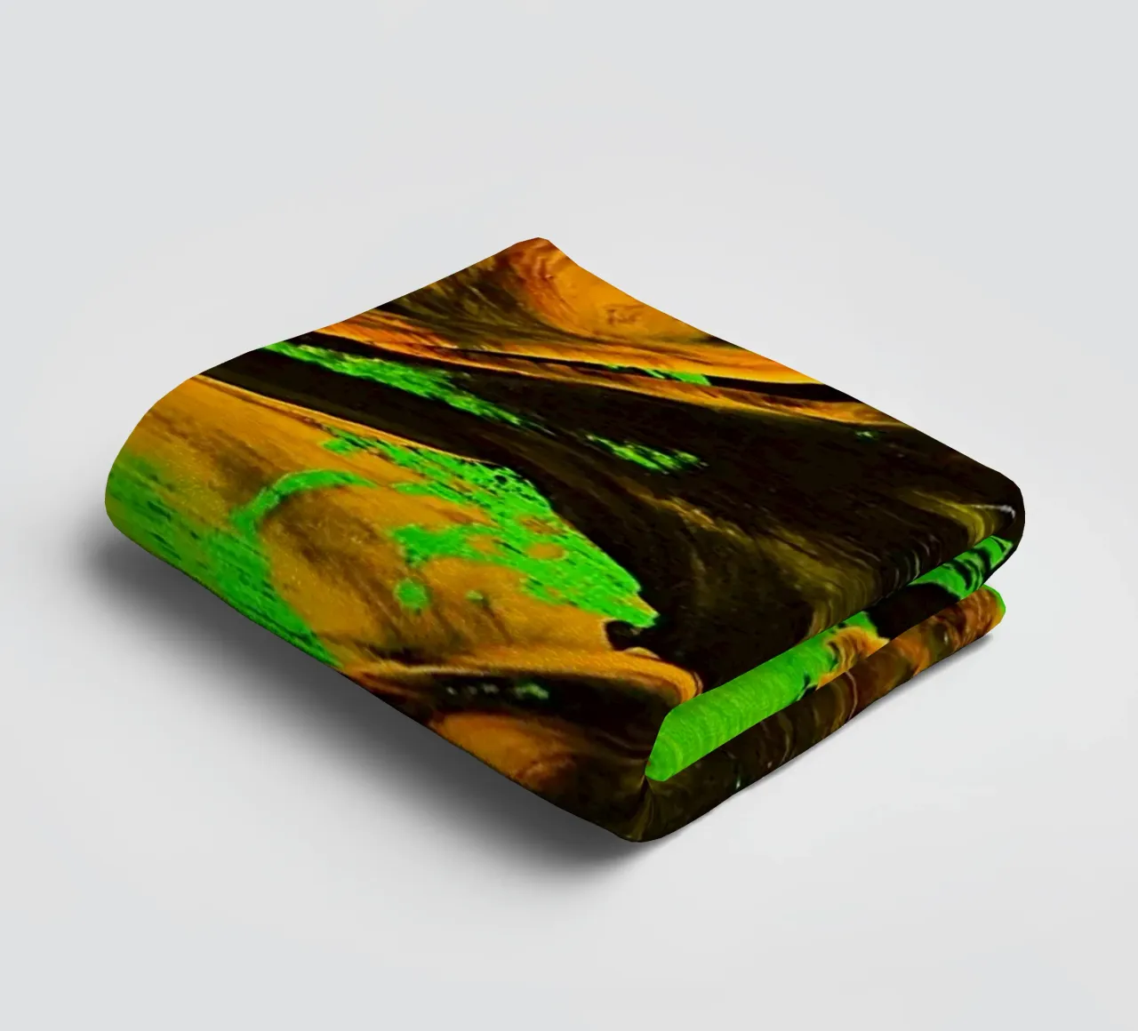 MESSAGE FROM THE HEART 8 towel by Thierry Vobmann Abstract painting