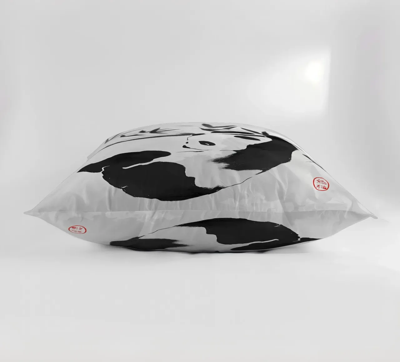 Panda gigante cuscino da James M Coyle