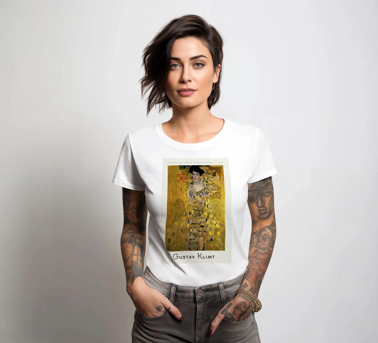 Klimt - Portrait of Adele Bloch-Bauer I Frauen T-Shirt von ARTOTHEK