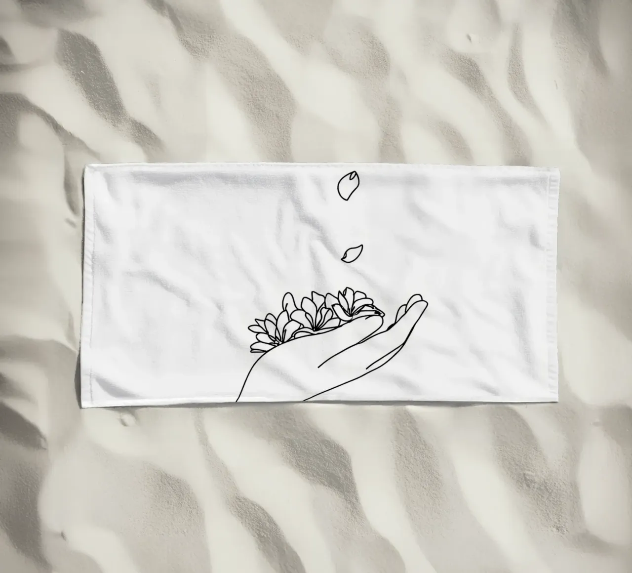 Petali di fiori in mano Line Art minimalista telo mare da Viv Line Art