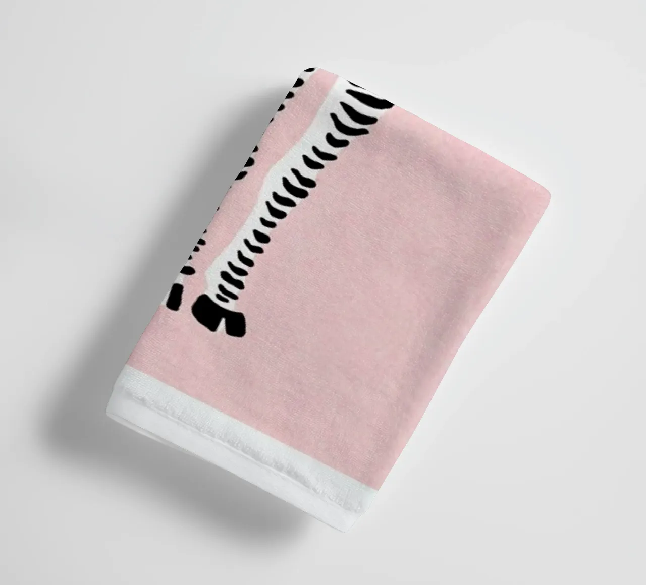 Zebra Pink asciugamano da bagno da Little Flourishes