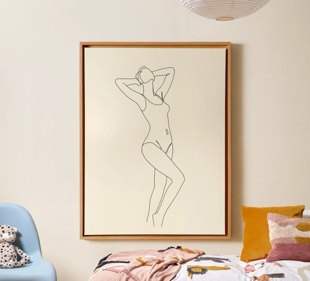 Frau Körper Minimalist Line Art Leinwand mit Schattenfugenrahmen von Viv Line Art