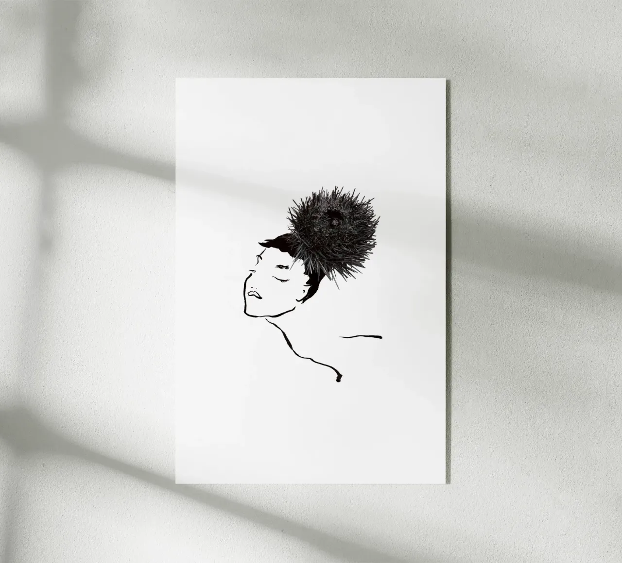 Uni Hat plexiglass da Gretchen Roehrs