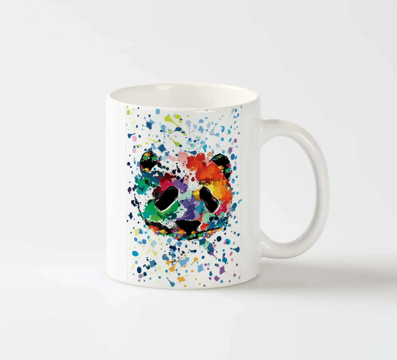 Spruzzi di panda tazza in ceramica da James M Coyle