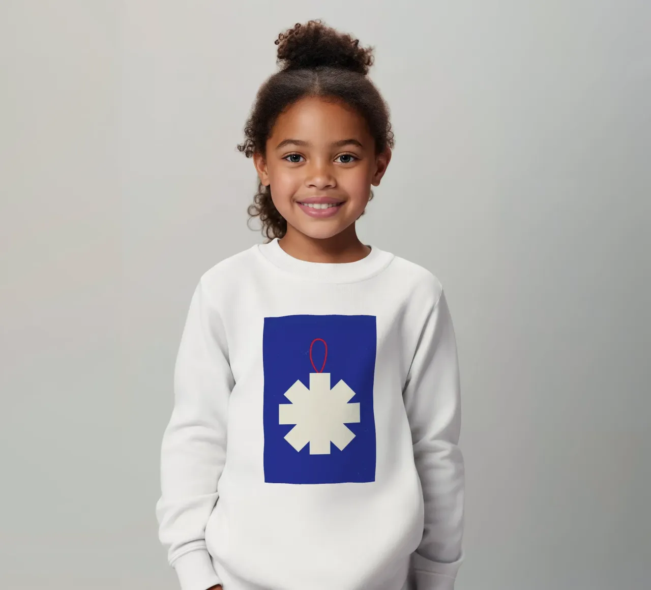 Simple Snowflake Kinder Sweatshirt von daylight design studio