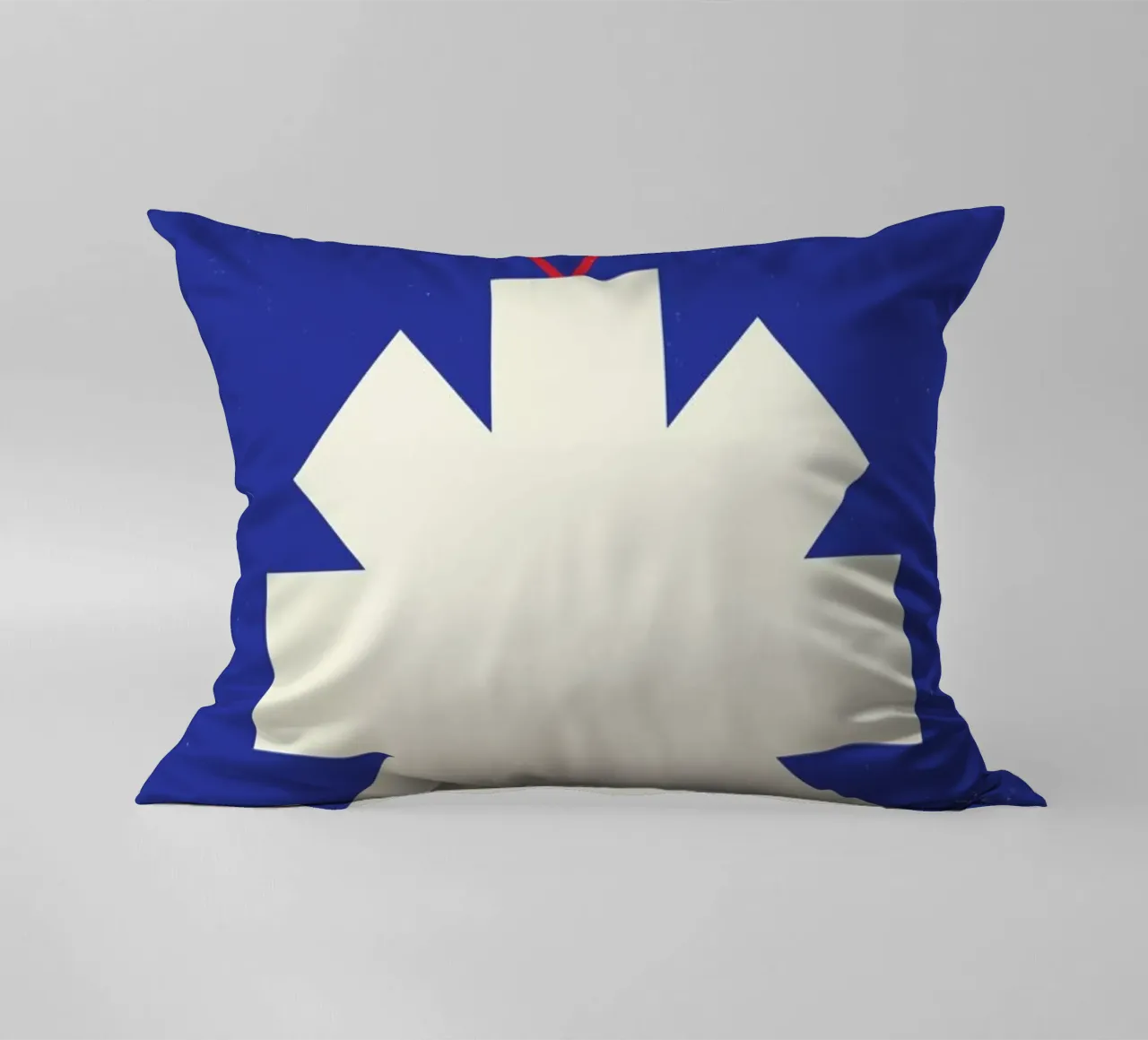 Simple Snowflake cuscino da daylight design studio