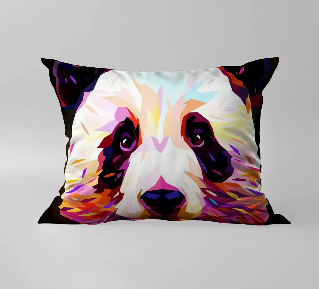 Panda Low Poly Astratto cuscino da James M Coyle
