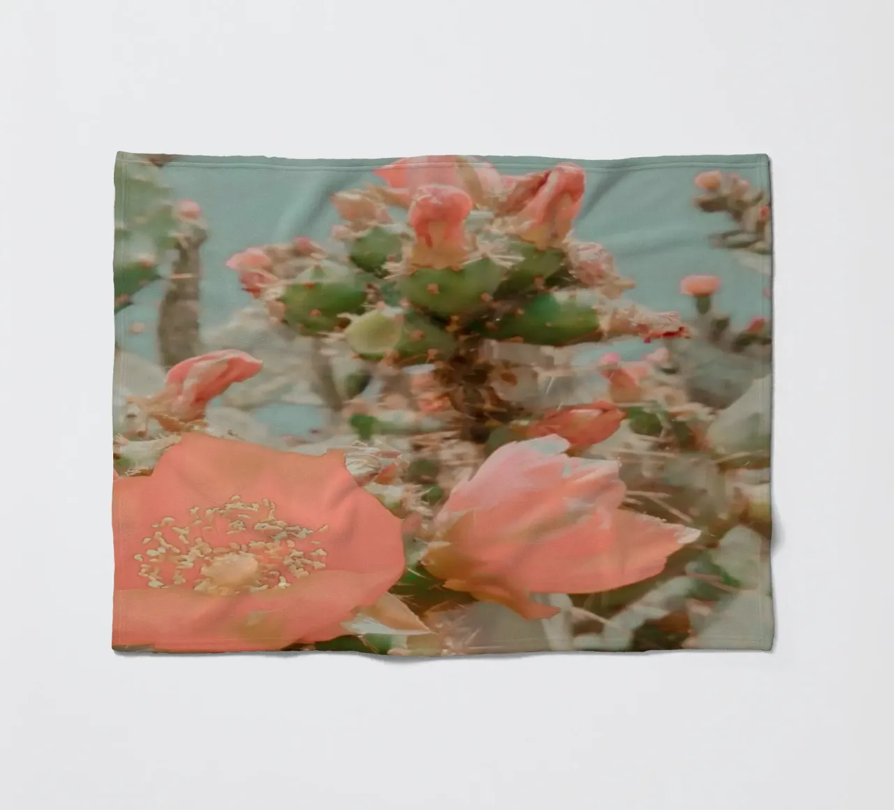 Fiori del deserto 3 coperta in pile da Moon  Bloom