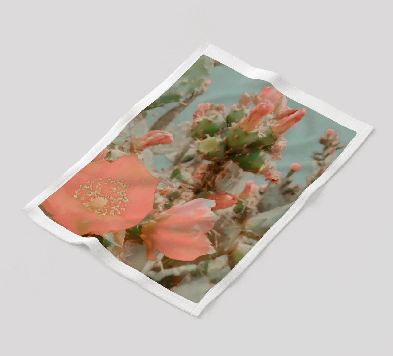 Fiori del deserto 3 coperta in pile da Moon  Bloom