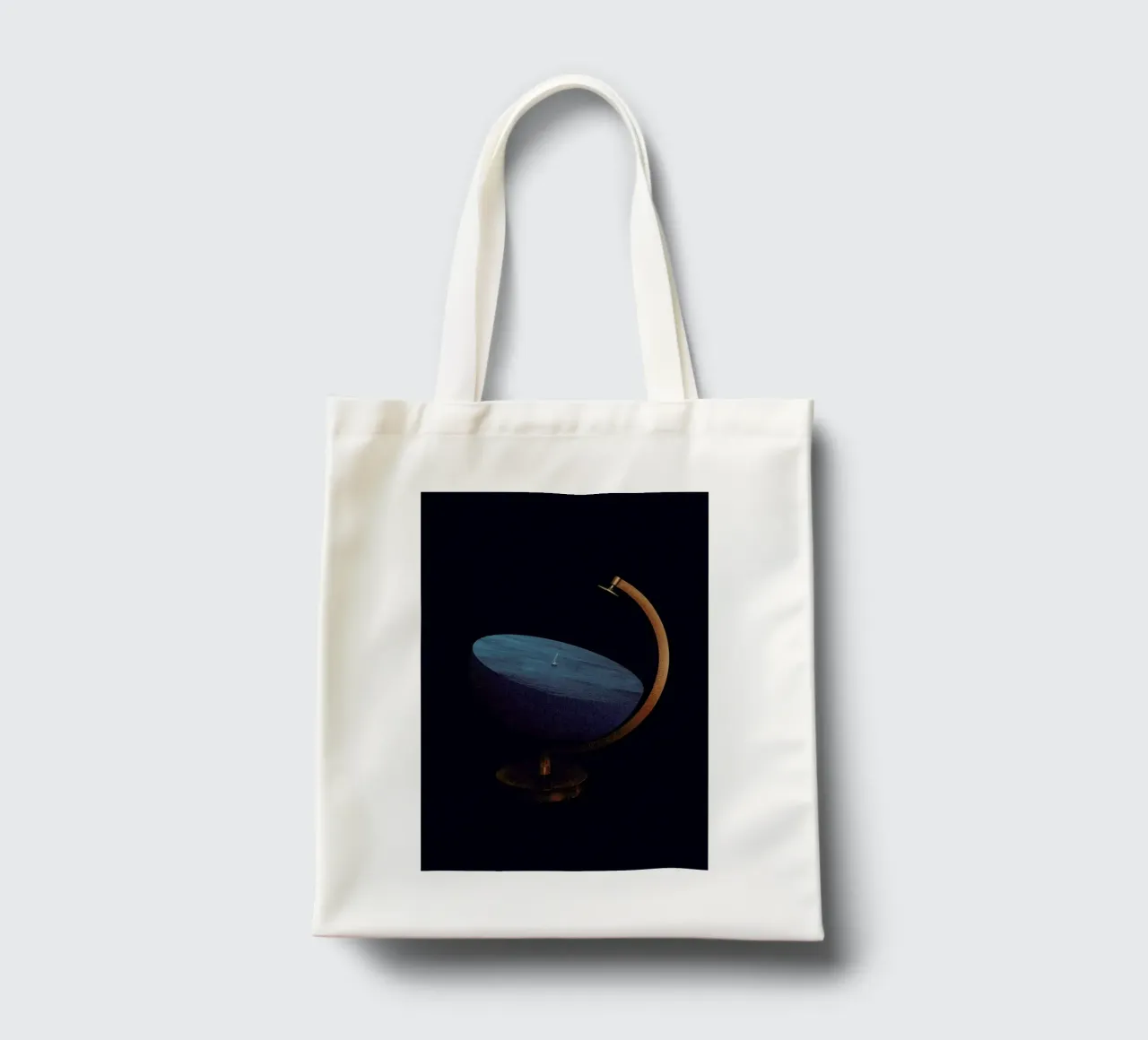 Semi Round Earth tote bag by Maarten Léon
