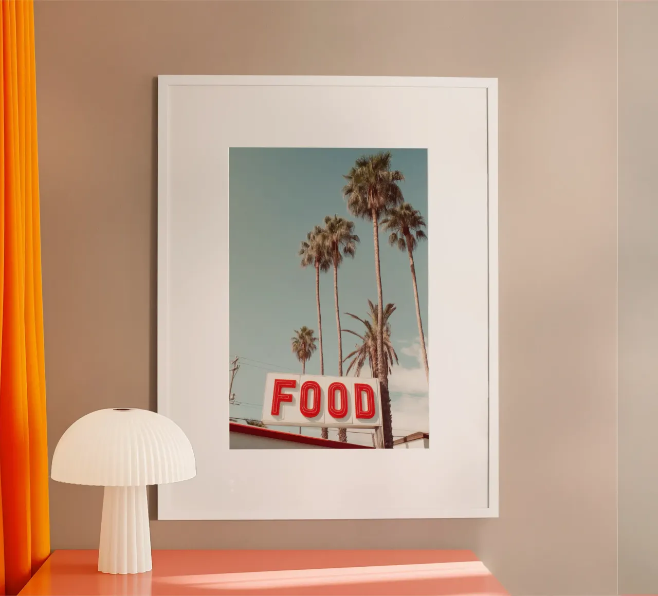 Insegna alimentare retrò con palme poster con telaio in alluminio da Indigo Tides Art