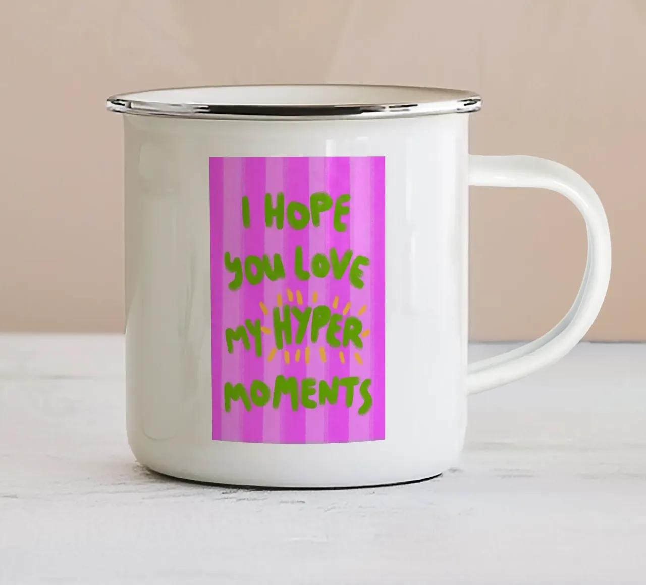 Hyper Moments tazza in smalto da Illustration Raissa Oltmanns