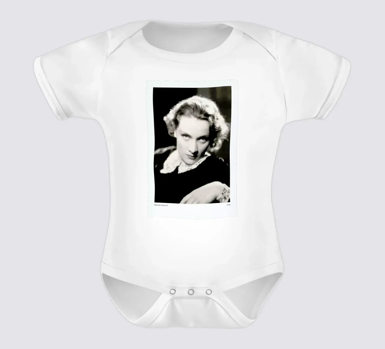 Marlene Dietrich as Amy Jolly in Morocco body neonato maniche corte da ARTOTHEK
