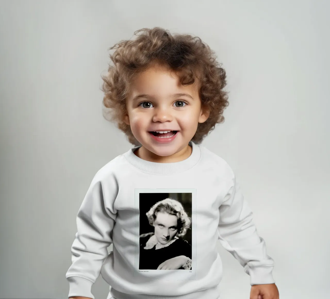 Marlene Dietrich as Amy Jolly in Morocco felpa neonato da ARTOTHEK