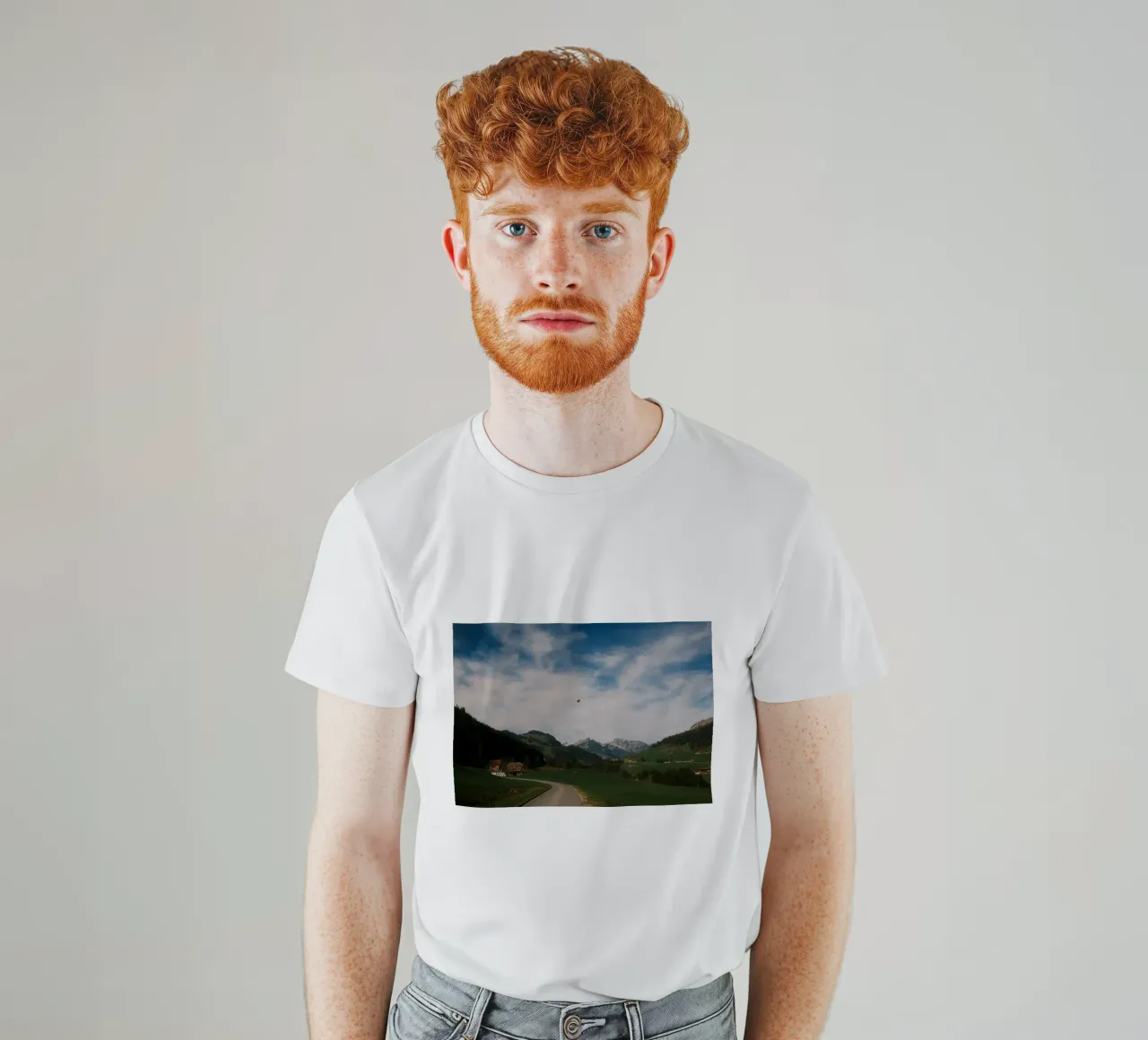 Floating Above the Valley – Swiss Spring Serenity t-shirt da FujiSwiss
