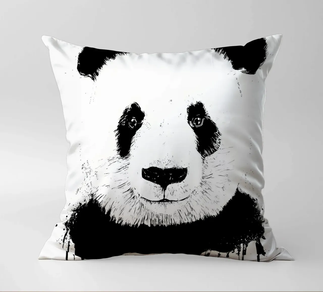 panda cuscino da James M Coyle