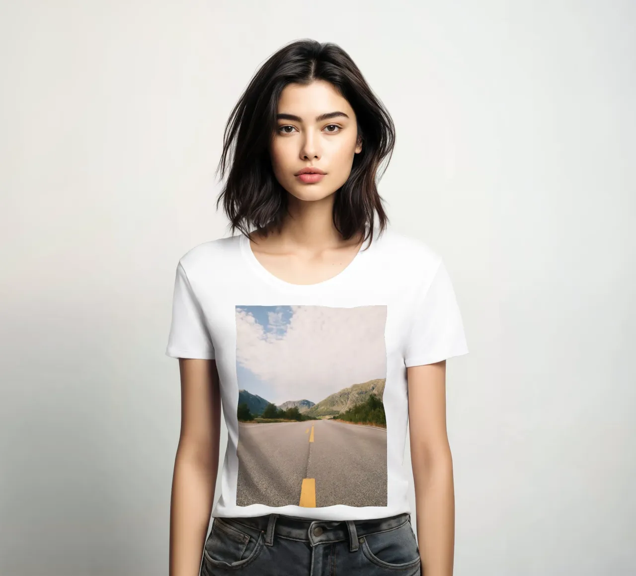 Endless Road – Norwegian Serenity camiseta de mujer de FujiPrints