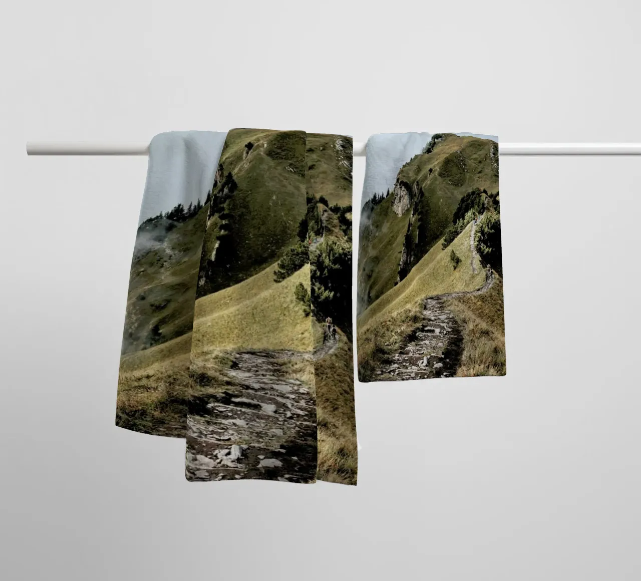 Klingenstock by Reisevergnügen towel by Reisevergnügen