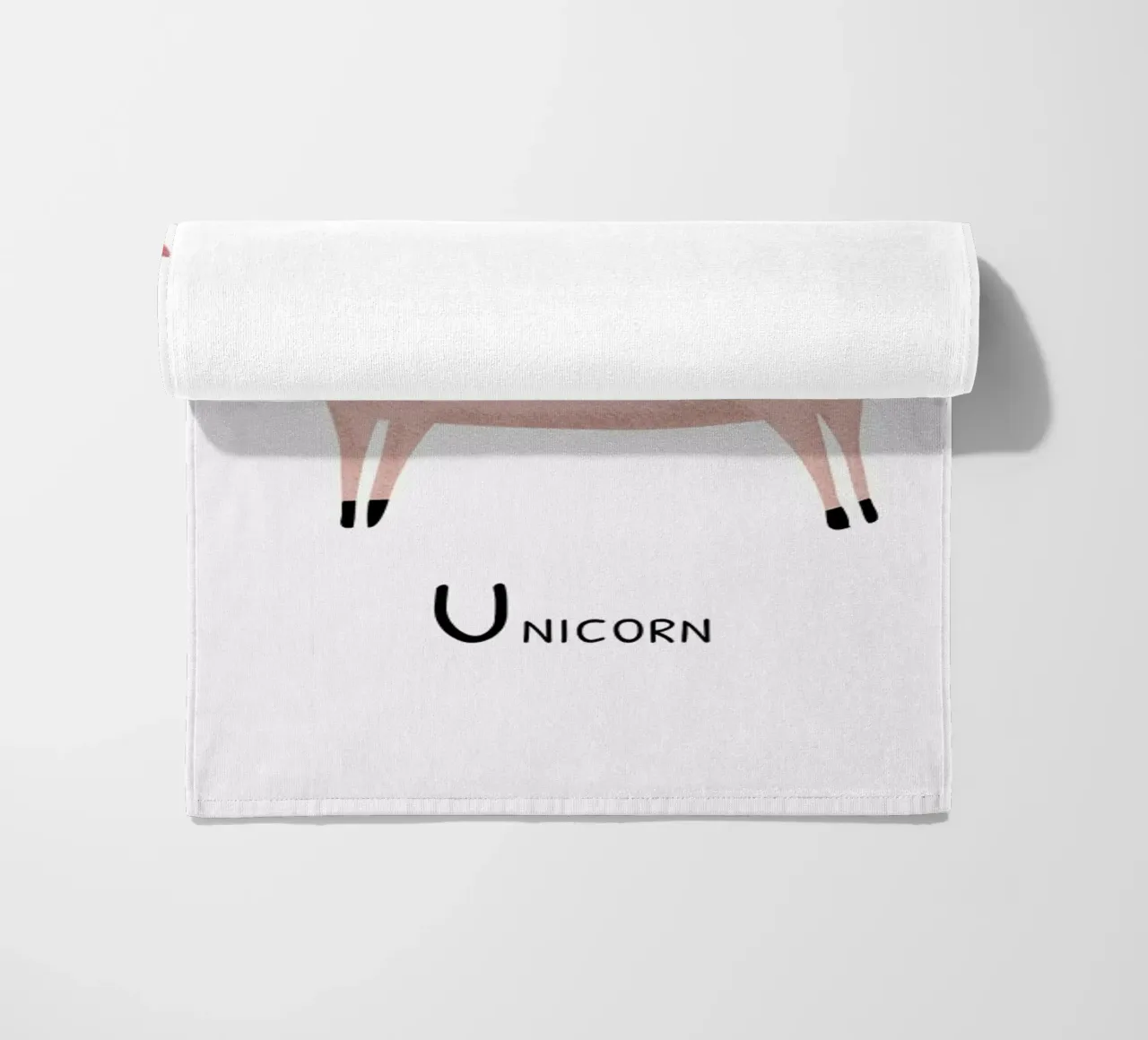 Unicorn telo mare da Little Flourishes