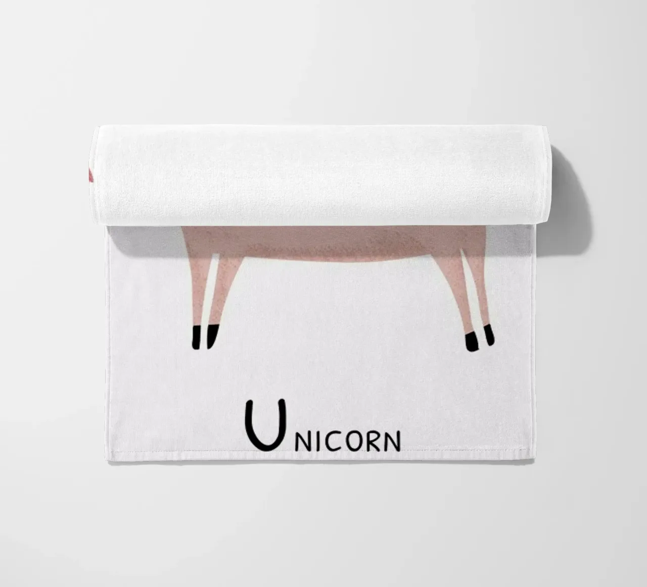 Unicorn telo mare da Little Flourishes