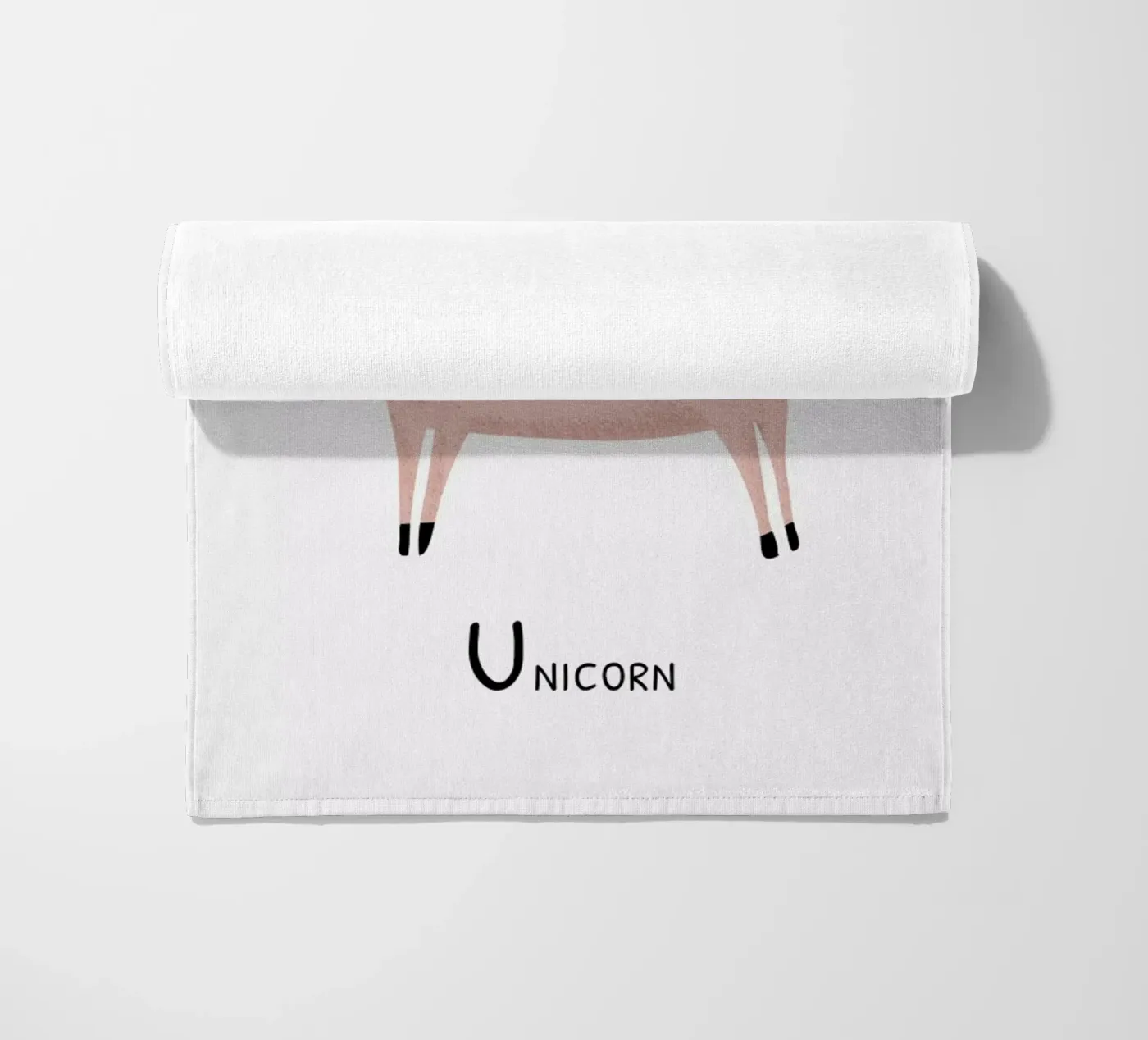 Unicorn telo mare da Little Flourishes