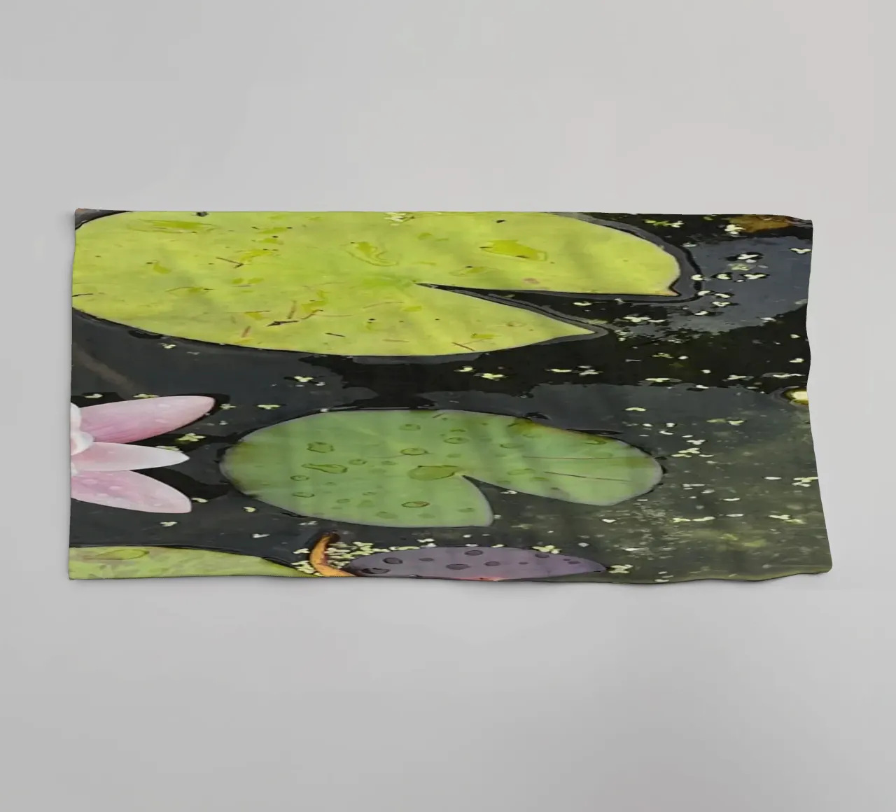 Lily Pads serviette de bain de Cassia Beck Photography