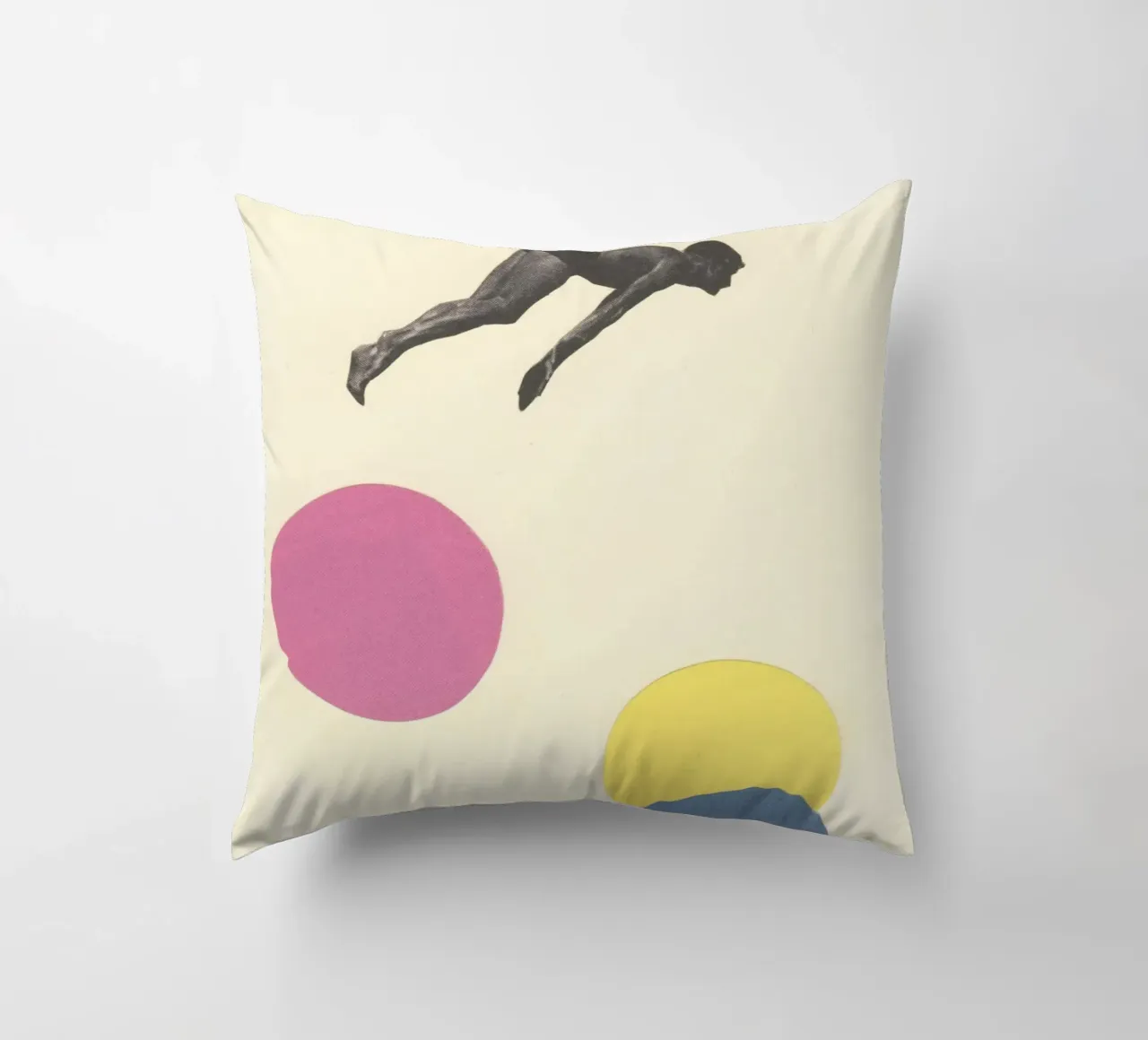 Immersione in alto cuscino da Cassia Beck Collage